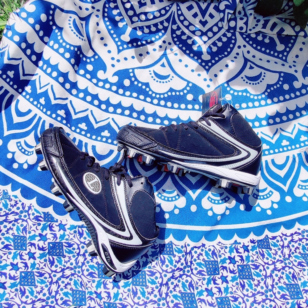 Louisville Slugger Ball Cleats Unisex Black & White Sz. M6.5/ W8 - Picture 6 of 10